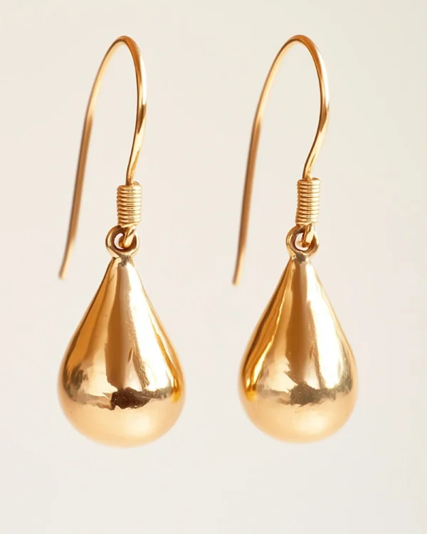 Teardrop Dangle Earrings 22k